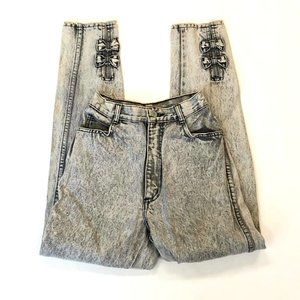 Vintage High Waist Mom Jeans with Bows!